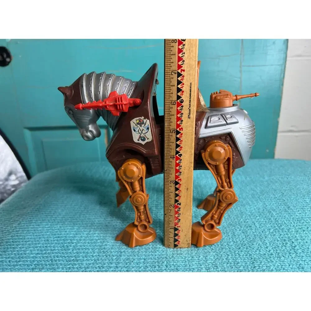 stridor heroic armored war horse 1983